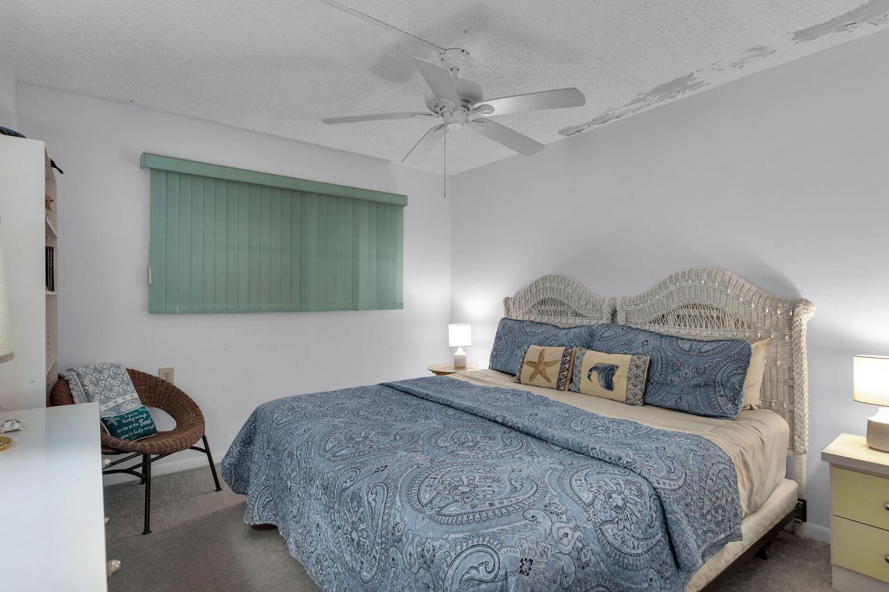 201 E Ocean Drive, Unit 1-211, Key Colony, FL 33051 Photo