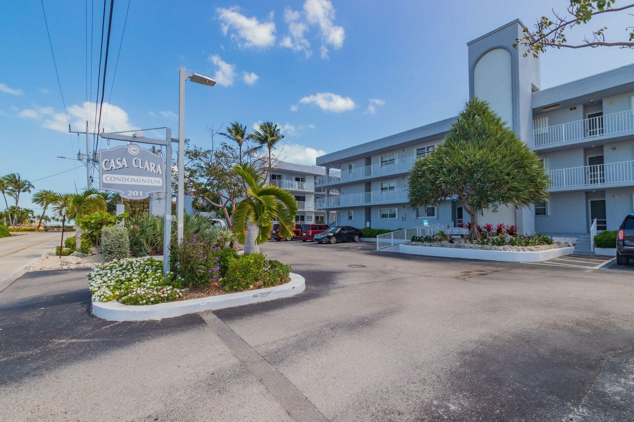 201 E Ocean Drive, Unit 1-211, Key Colony, FL 33051 Photo