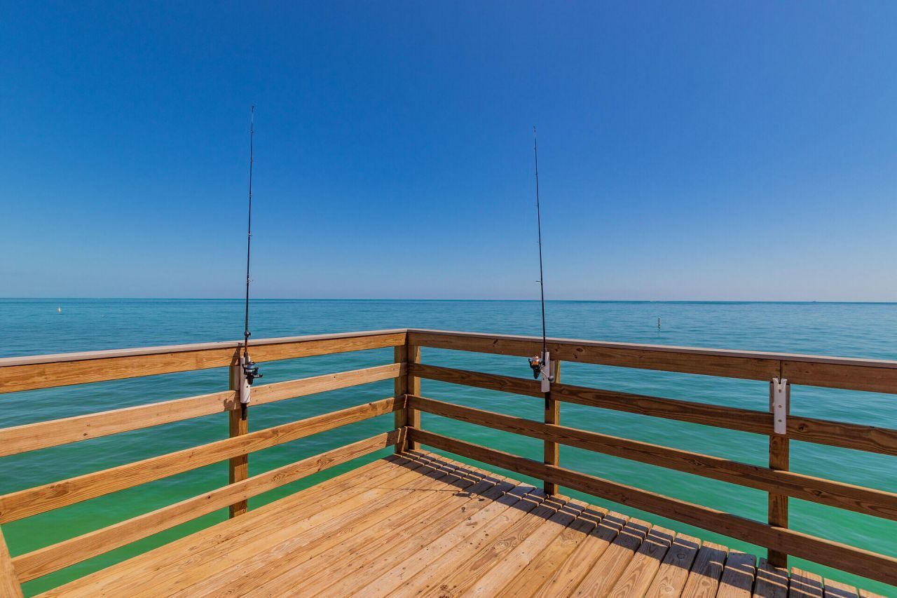 201 E Ocean Drive, Unit 1-211, Key Colony, FL 33051 Photo