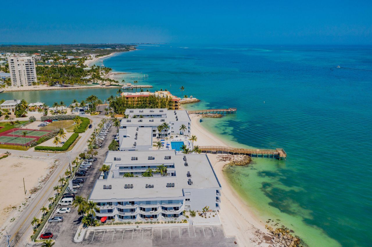 201 E Ocean Drive, Unit 1-211, Key Colony, FL 33051 Photo