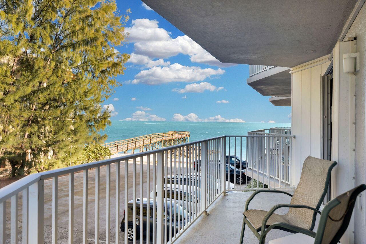 201 E Ocean Drive, Unit 1-211, Key Colony, FL 33051 Photo
