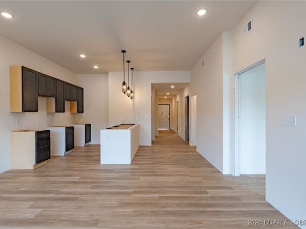 700 Pershing Dr. , Unit 106, Camdenton, MO 65020