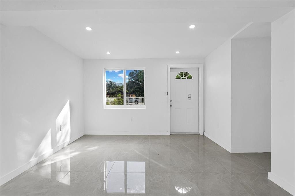 11406 NW 17th Avenue, Miami, FL 33167 Photo