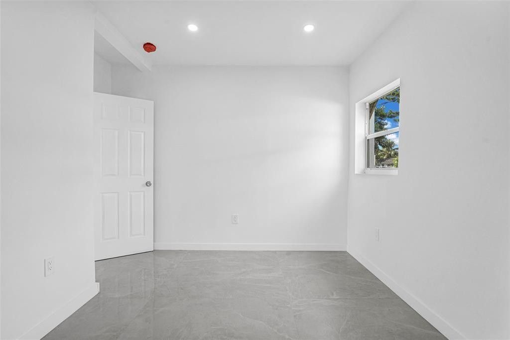 11406 NW 17th Avenue, Miami, FL 33167 Photo