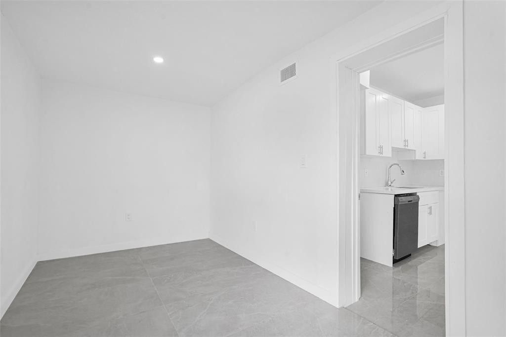 11406 NW 17th Avenue, Miami, FL 33167 Photo