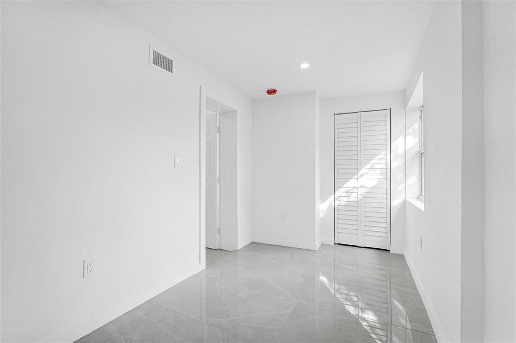 11406 NW 17th Avenue, Miami, FL 33167 Photo