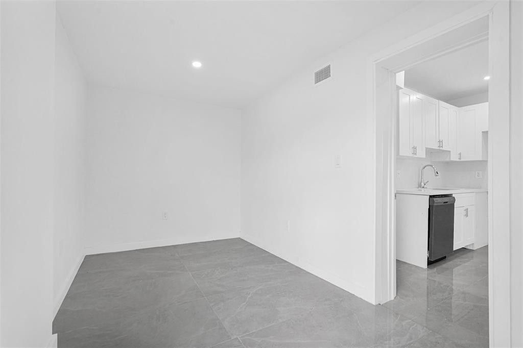 11406 NW 17th Avenue, Miami, FL 33167 Photo