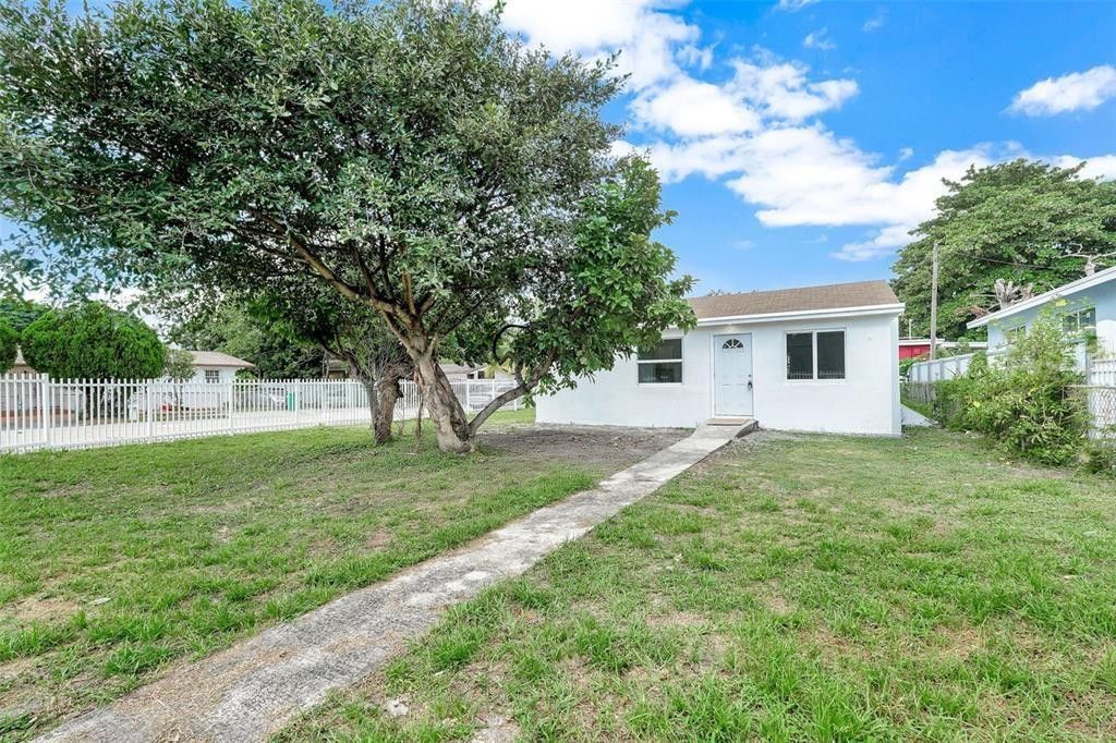 11406 NW 17th Avenue, Miami, FL 33167 Photo