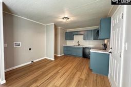 717 Elliot Avenue  photo 4