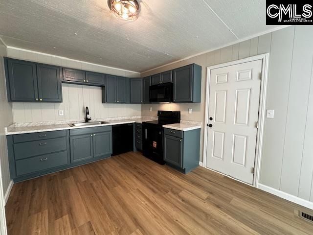 717 Elliot Avenue Photo 4