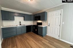 717 Elliot Avenue  photo 4