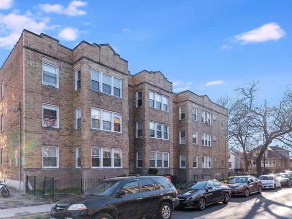 3553 W Sunnyside Avenue, Unit 1, Chicago, IL 60625