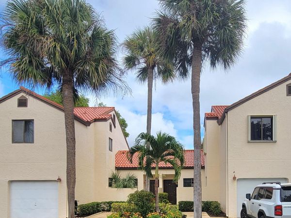 23 Via De Casas Sur, Unit 103, Boynton Beach, FL 33426