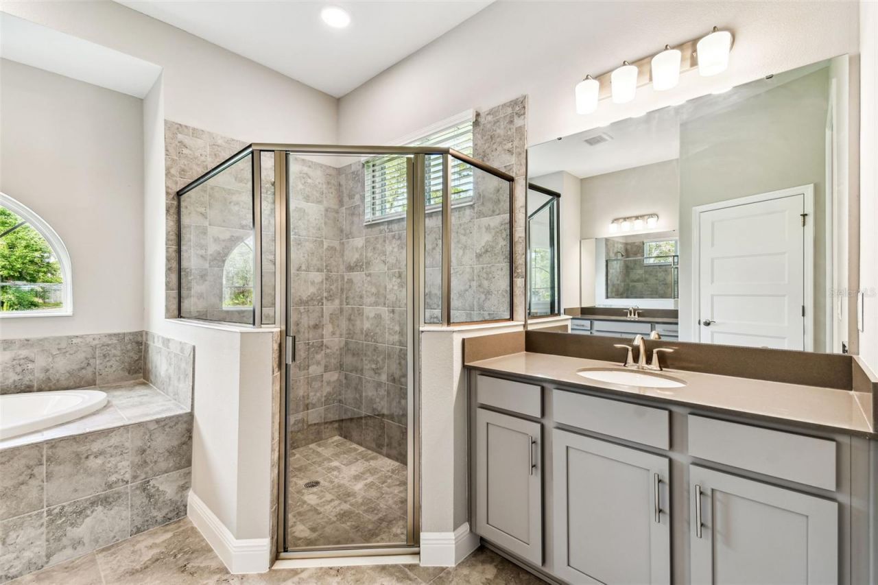 12487 Hooker Road, Weeki Wachee, FL 34614 Photo