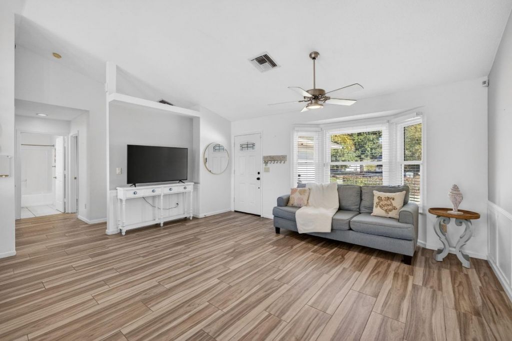 341 11th Ave, Vero Beach, FL 32962 Photo