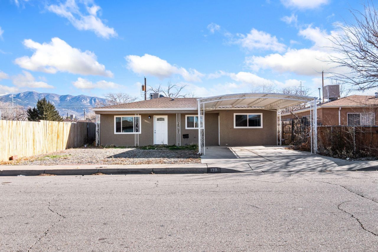 128 Espejo Street Ne, Albuquerque, NM 87123 Main Photo