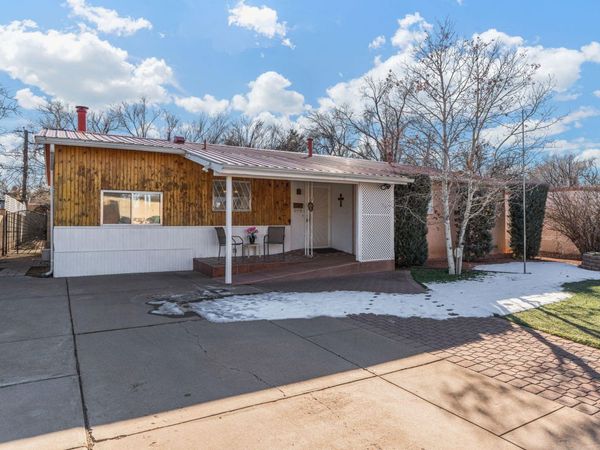 2704 Alamosa Drive, Santa Fe, NM 87505