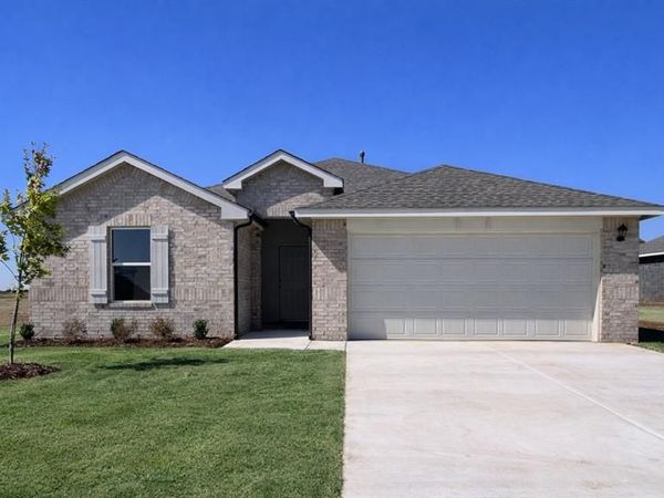 453 Red Oak Lane, Piedmont, OK 73078