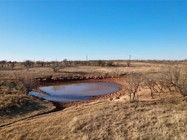 E 1670 Road, Snyder, OK 73566