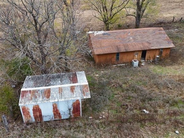 1526 Sandy Creek Road, Ardmore, OK 73401