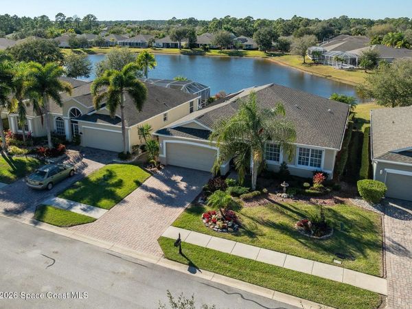 426 Gardendale Circle SE, Palm Bay, FL 32909