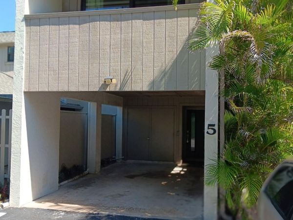 100 Coral Way E, Unit 5, Indialantic, FL 32903