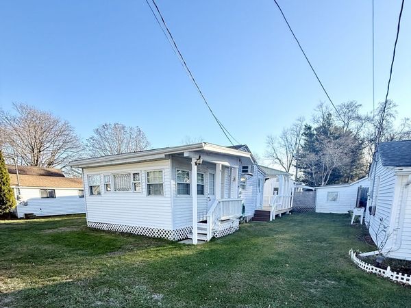 63GG Dudley, Madison, CT 06443