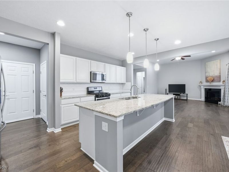 10132 Scenic View Drive, Twinsburg, OH 44087 Photo 6