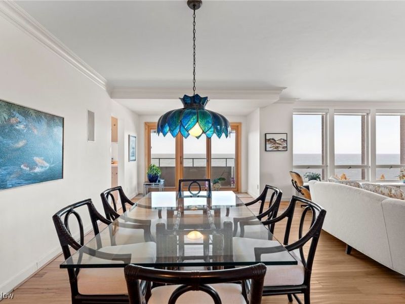 2 Bratenahl Place, Unit 3F, Bratenahl, OH 44108 Photo 15