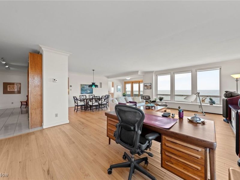 2 Bratenahl Place, Unit 3F, Bratenahl, OH 44108 Photo 30