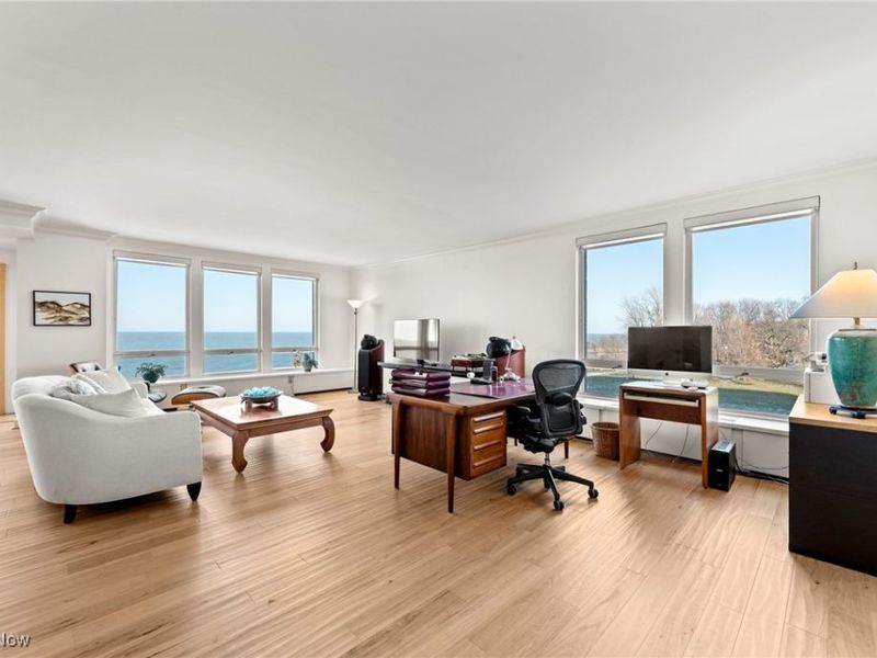 2 Bratenahl Place, Unit 3F, Bratenahl, OH 44108 Photo 7