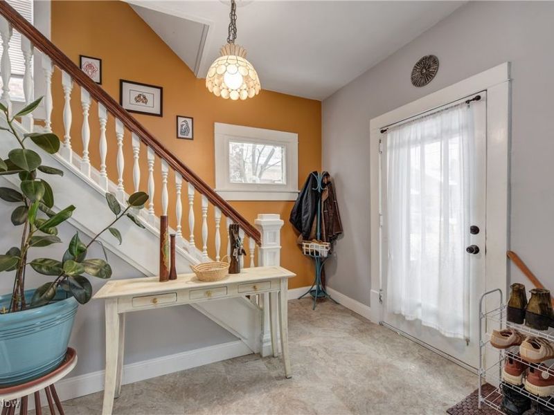 101 Marvin Avenue, Akron, OH 44302 Photo 3