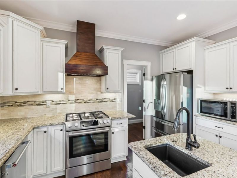 2 Creek Ridge, Rocky River, OH 44116 Photo 14