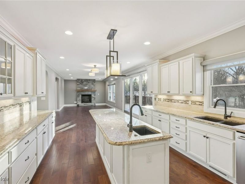 2 Creek Ridge, Rocky River, OH 44116 Photo 18