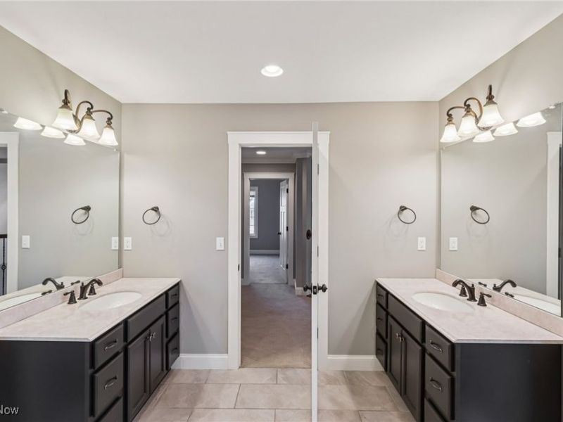 2 Creek Ridge, Rocky River, OH 44116 Photo 24