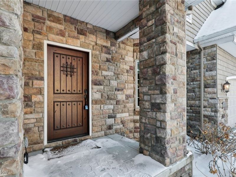 2 Creek Ridge, Rocky River, OH 44116 Photo 3