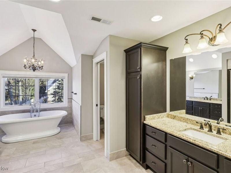 2 Creek Ridge, Rocky River, OH 44116 Photo 34