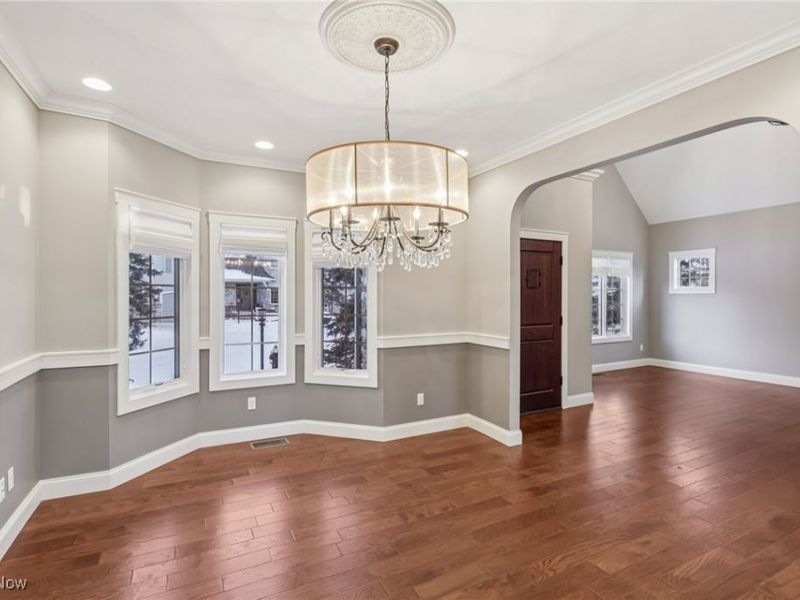 2 Creek Ridge, Rocky River, OH 44116 Photo 8