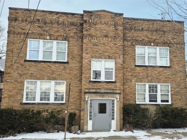 15951 Whitcomb Road, Cleveland, OH 44110