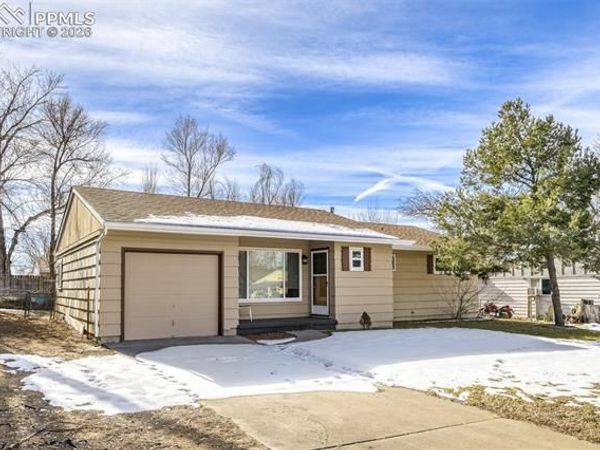 525 Acoma Drive, Colorado Springs, CO 80911