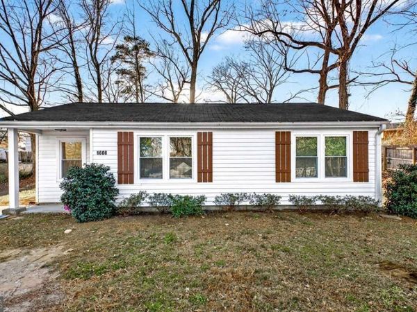 1686 Linda Circle SE, Marietta, GA 30060