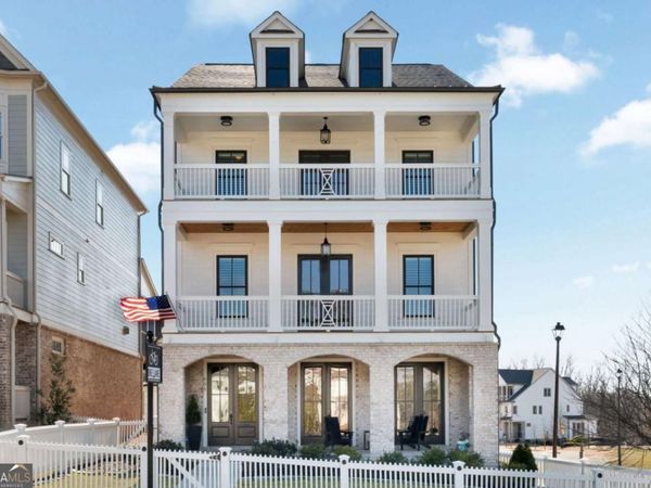 605 S Club Drive, Woodstock, GA 30188