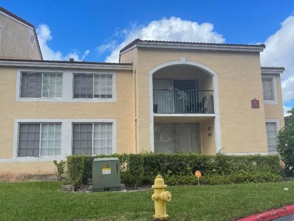1743 Village Boulevard, Unit 107, West Palm Beach, FL 33409