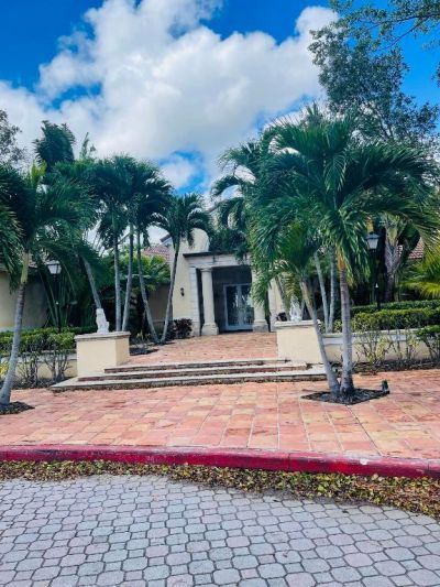 1743 Village Boulevard, Unit 107, West Palm Beach, FL 33409 Photo