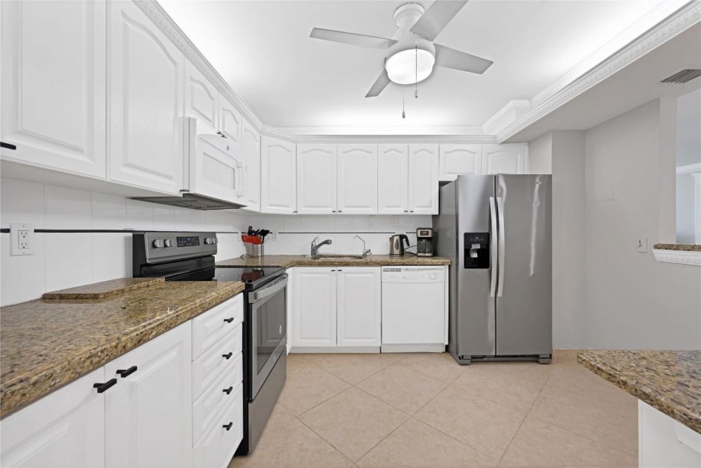 1980 S Ocean Drive, Unit 15L, Hallandale Beach, FL 33009 Photo