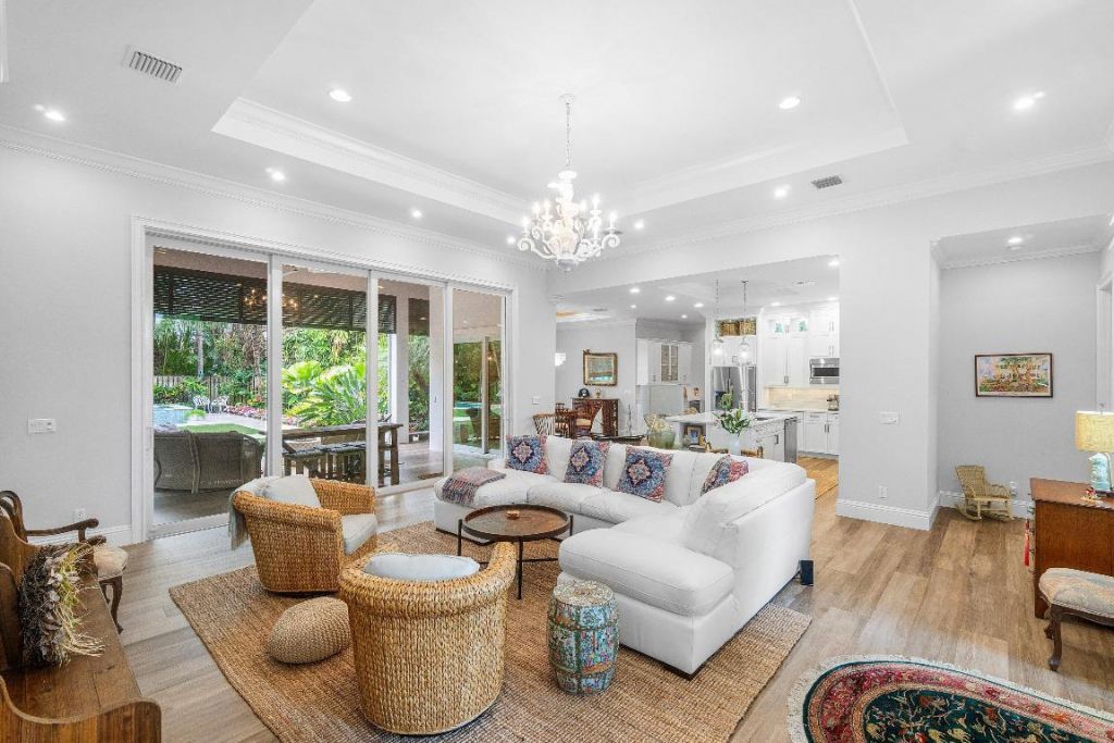 135 Dixie Boulevard, Delray Beach, FL 33444 Photo