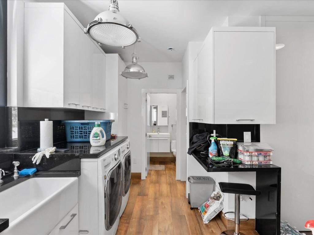 3917 S Le Jeune Road, Miami, FL 33146 Photo