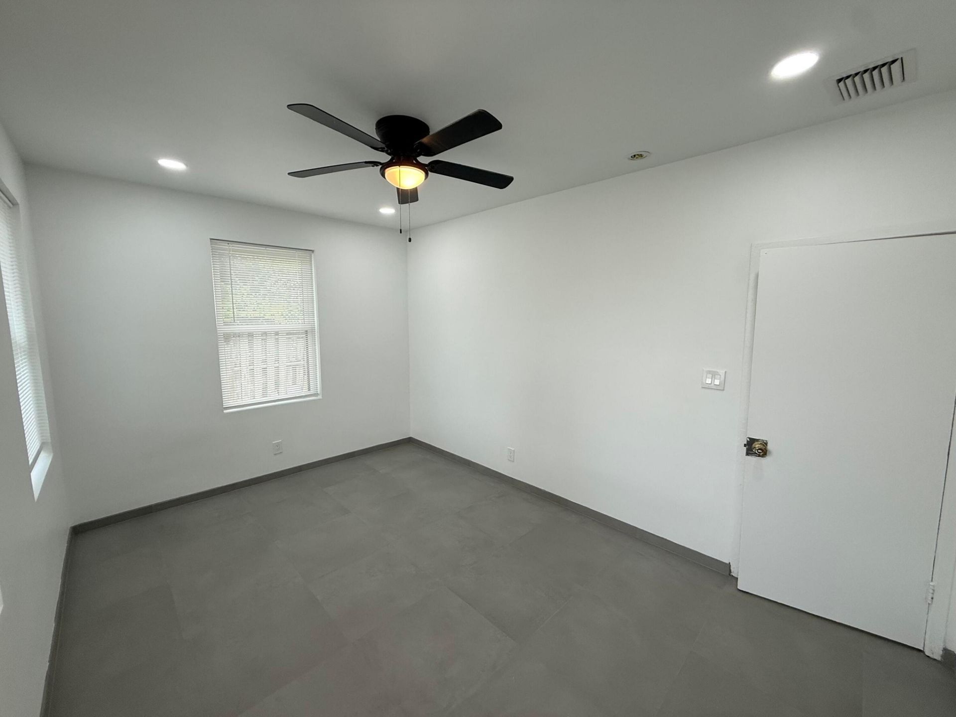 325 S Swinton Avenue, Delray Beach, FL 33444 Photo