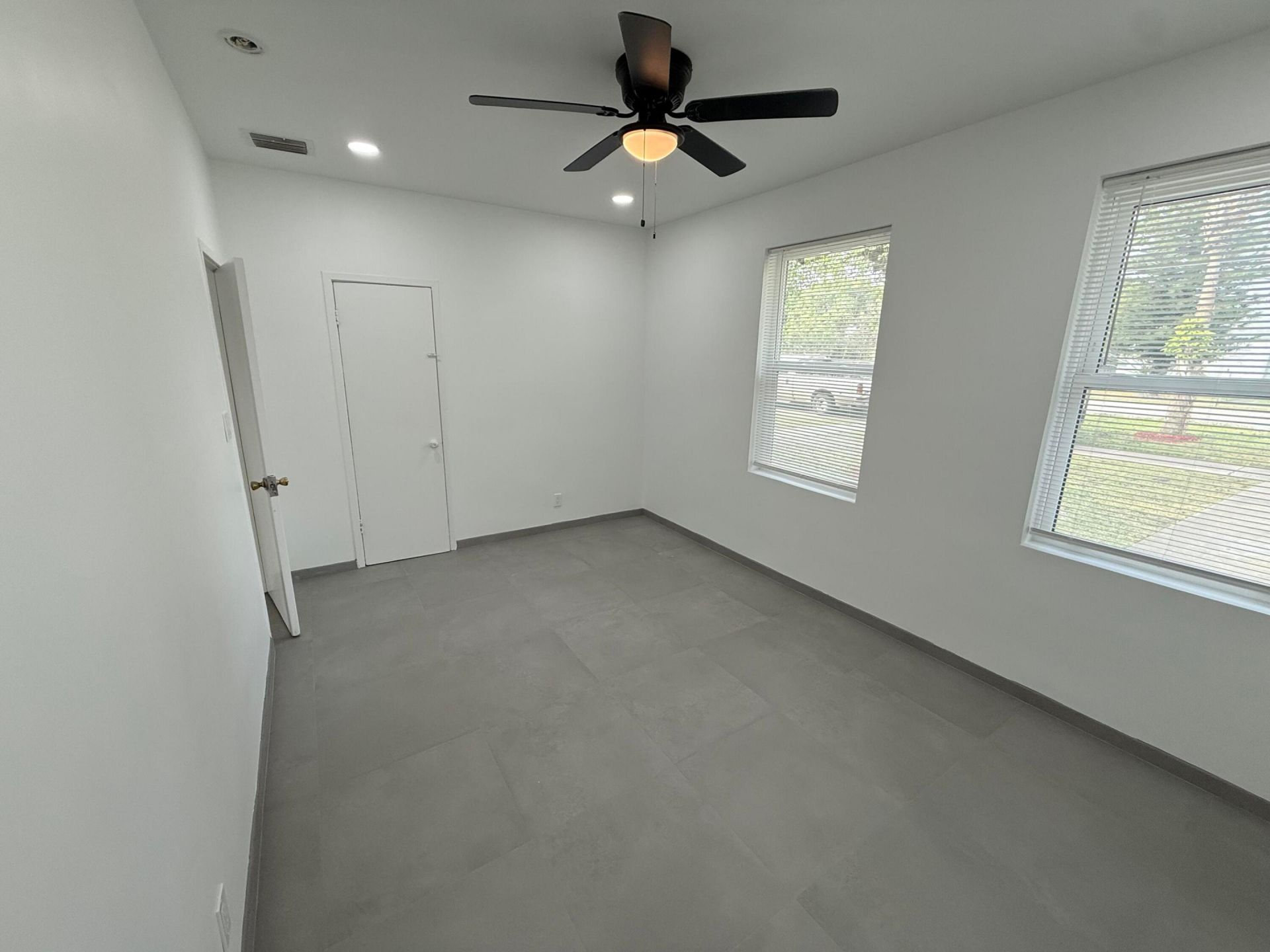 325 S Swinton Avenue, Delray Beach, FL 33444 Photo