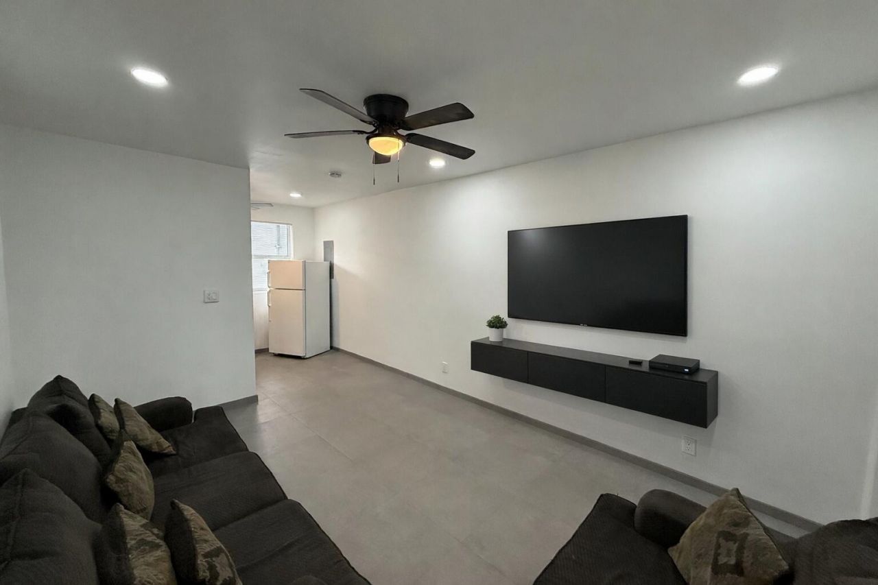 325 S Swinton Avenue, Delray Beach, FL 33444 Photo